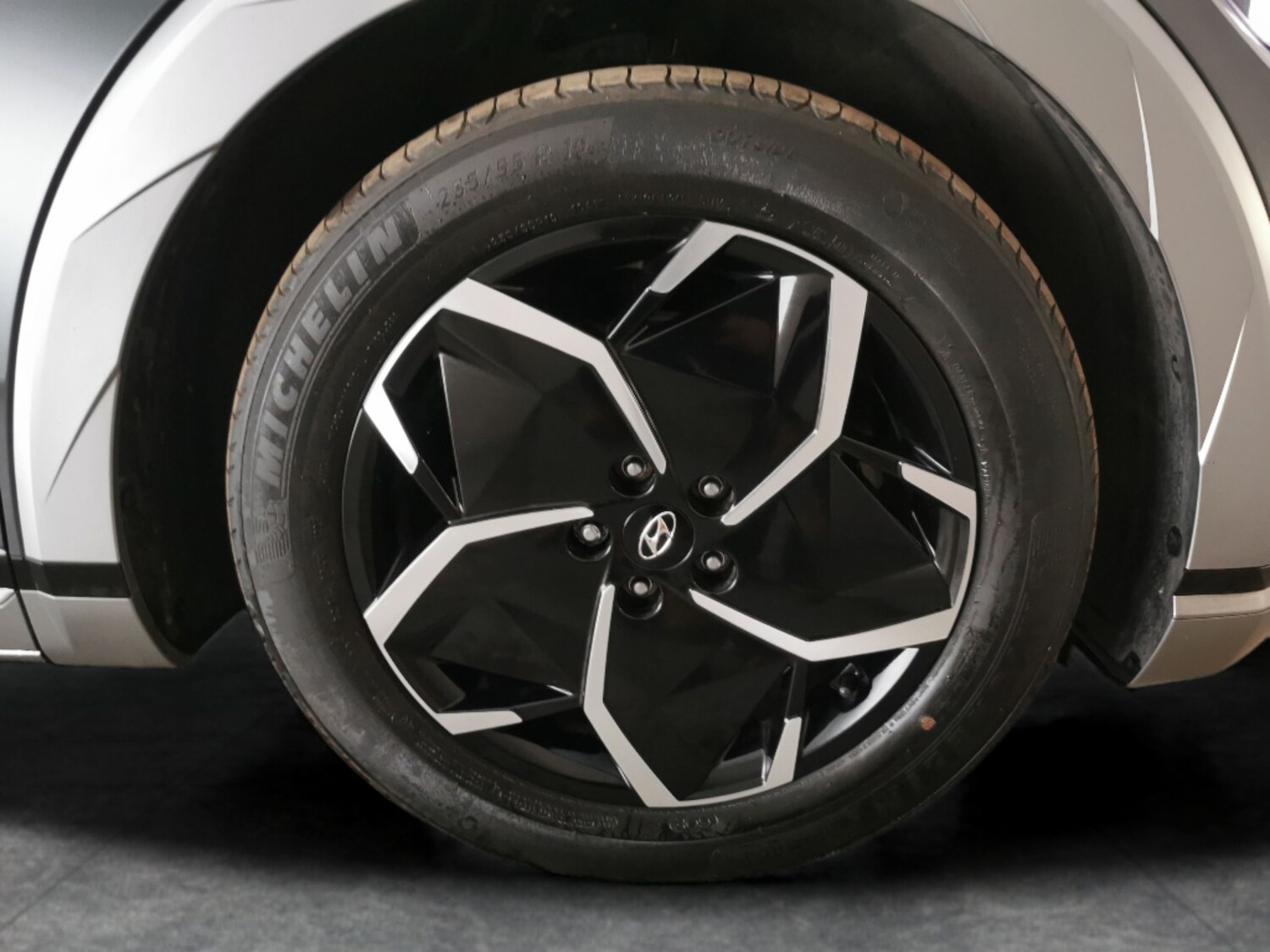 Used Hyundai IONIQ 5 2024 for sale - 78082046: Photo 28