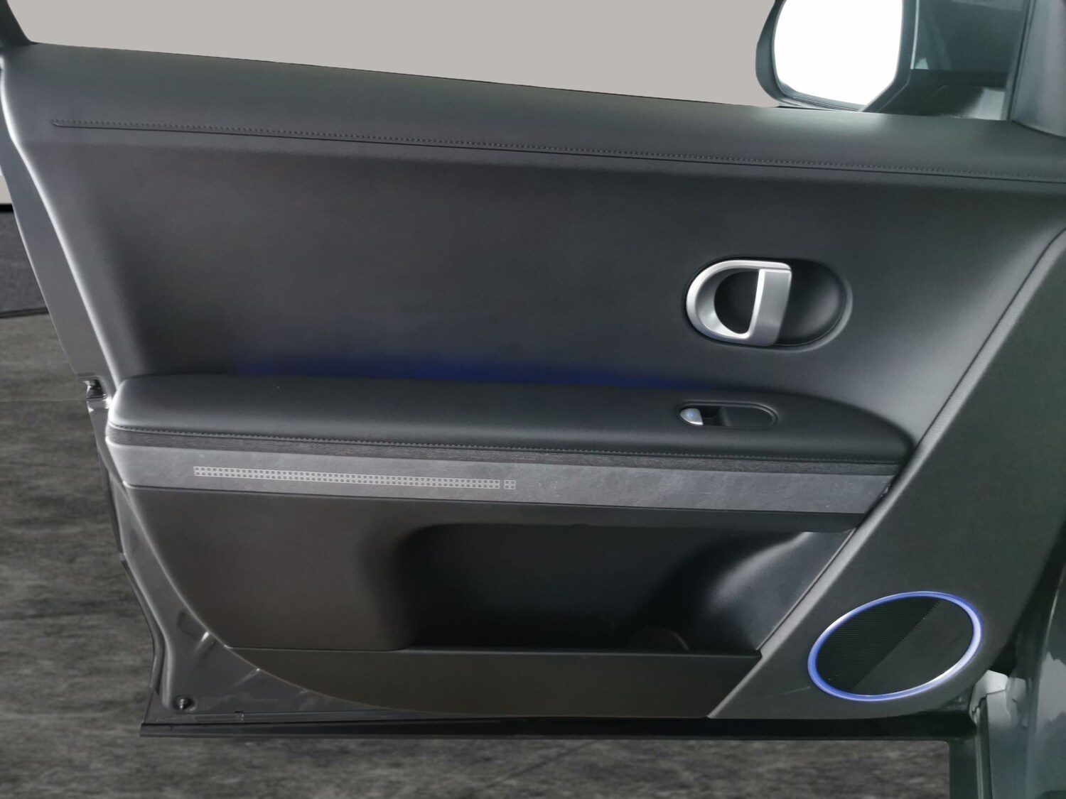 Used Hyundai IONIQ 5 2024 for sale - 78082046: Photo 31