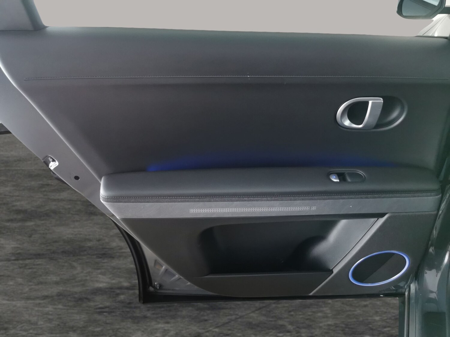 Used Hyundai IONIQ 5 2024 for sale - 78082046: Photo 32