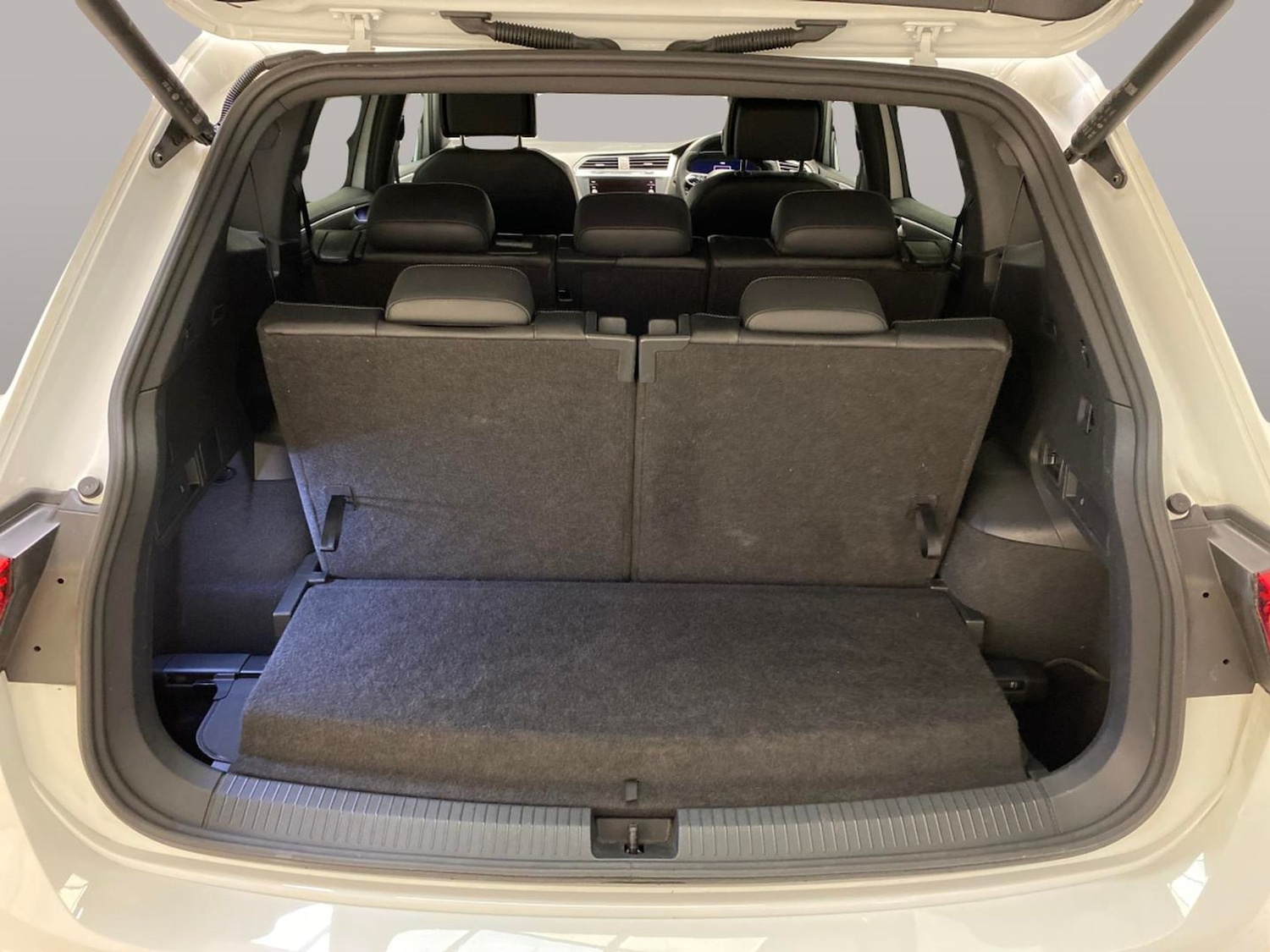 Used Volkswagen Tiguan Allspace 2024 for sale - 78094184: Photo 35