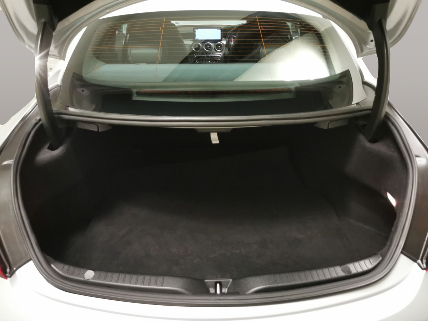 Used Mercedes-Benz C Class 2019 for sale - 76757256: Photo 30