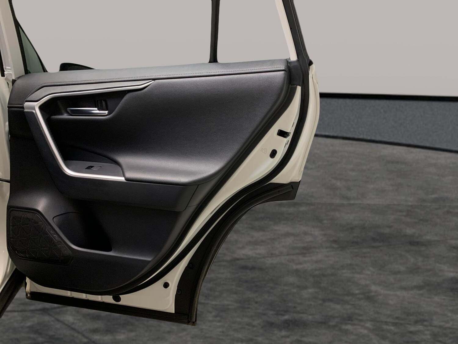 Used Toyota RAV4 2022 for sale - 77995523: Photo 27