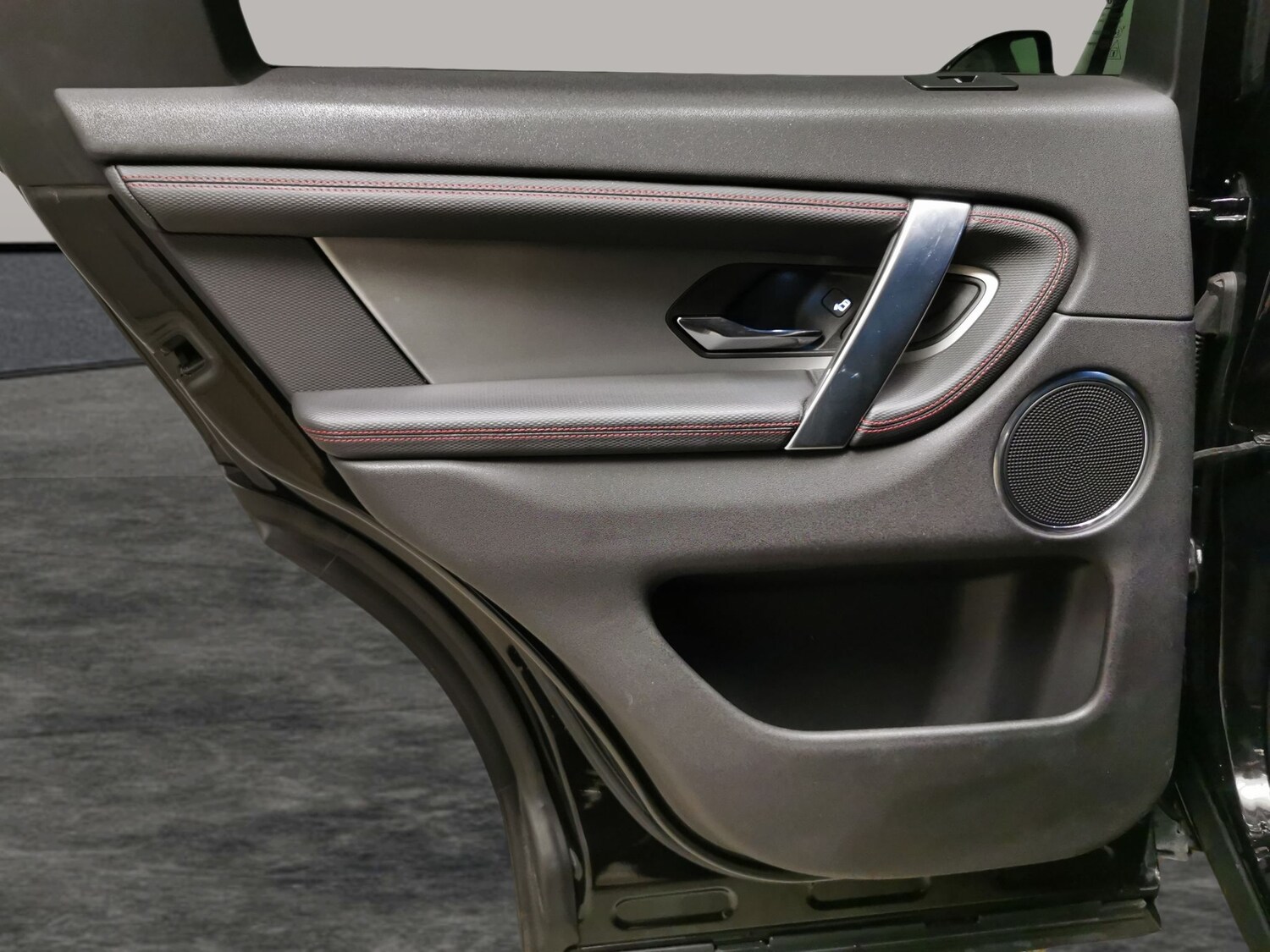 Used Land Rover Discovery Sport 2022 for sale - 78149498: Photo 28