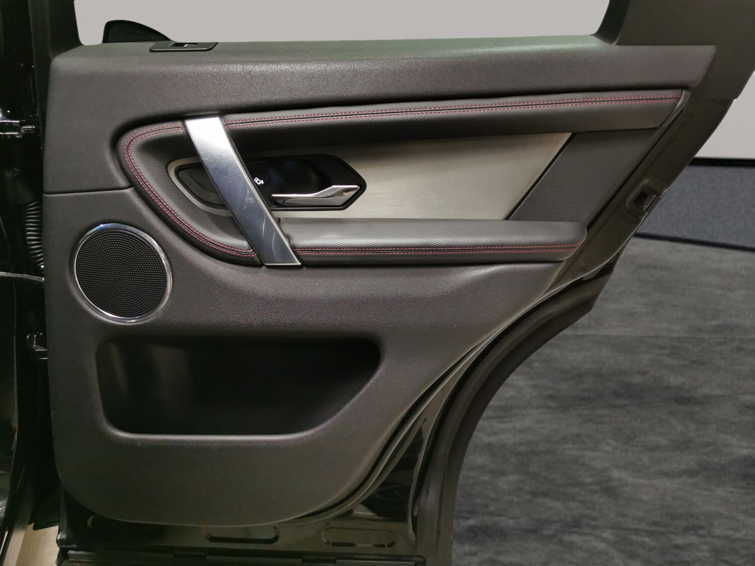 Used Land Rover Discovery Sport 2022 for sale - 78149498: Photo 29