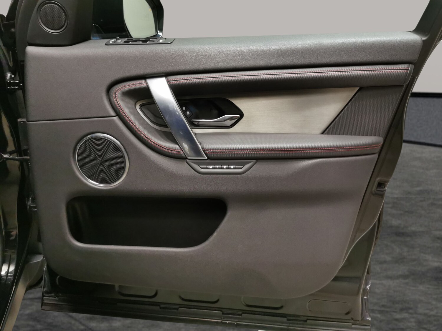 Used Land Rover Discovery Sport 2022 for sale - 78149498: Photo 30