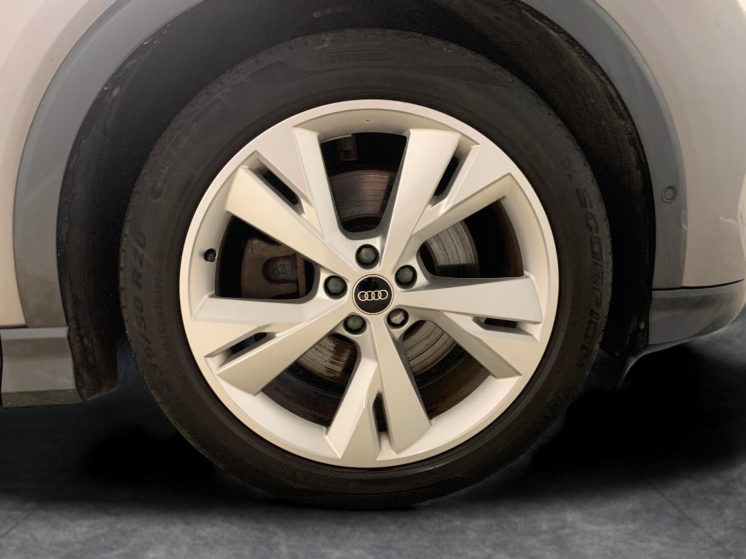 Used Audi Q4 e-tron 2022 for sale - 77711073: Photo 24