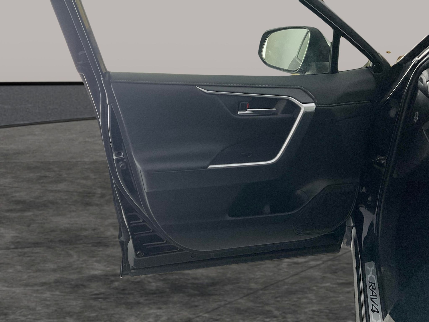 Used Toyota RAV4 2021 for sale - 76782090: Photo 34