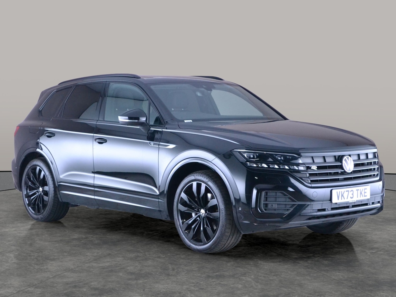 Used Volkswagen Touareg 2023 for sale - 76847611: Photo 8