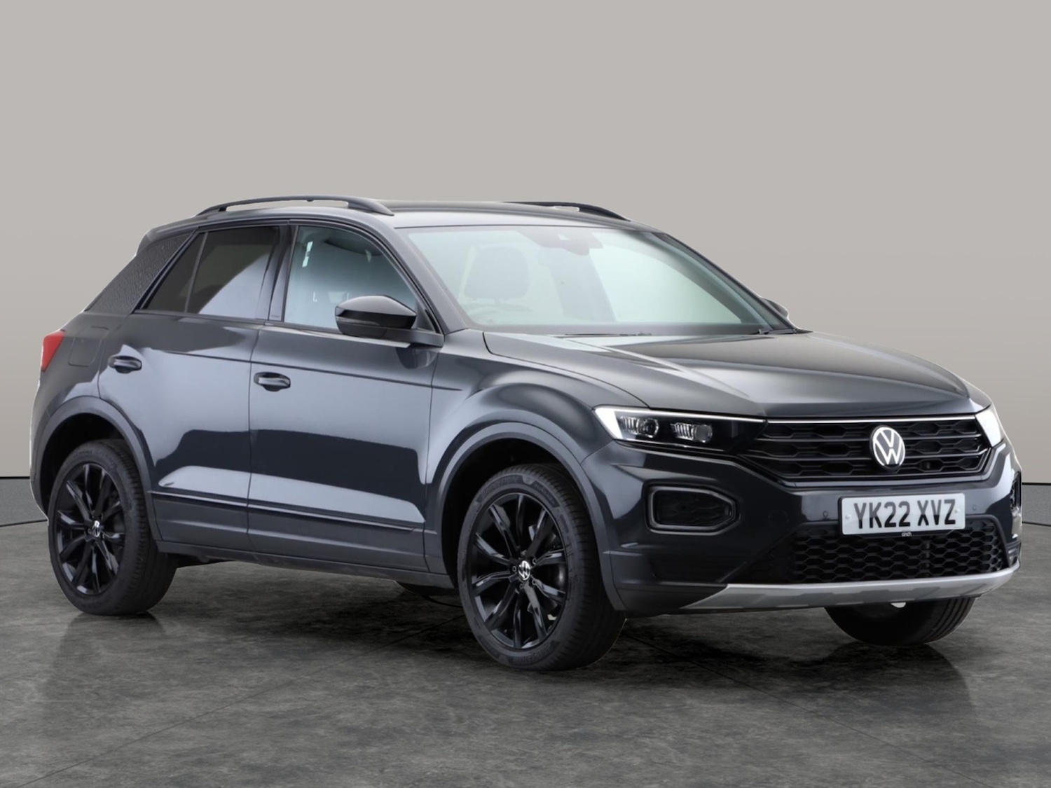 Used Volkswagen T-Roc 2022 for sale - 76505477: Photo 4