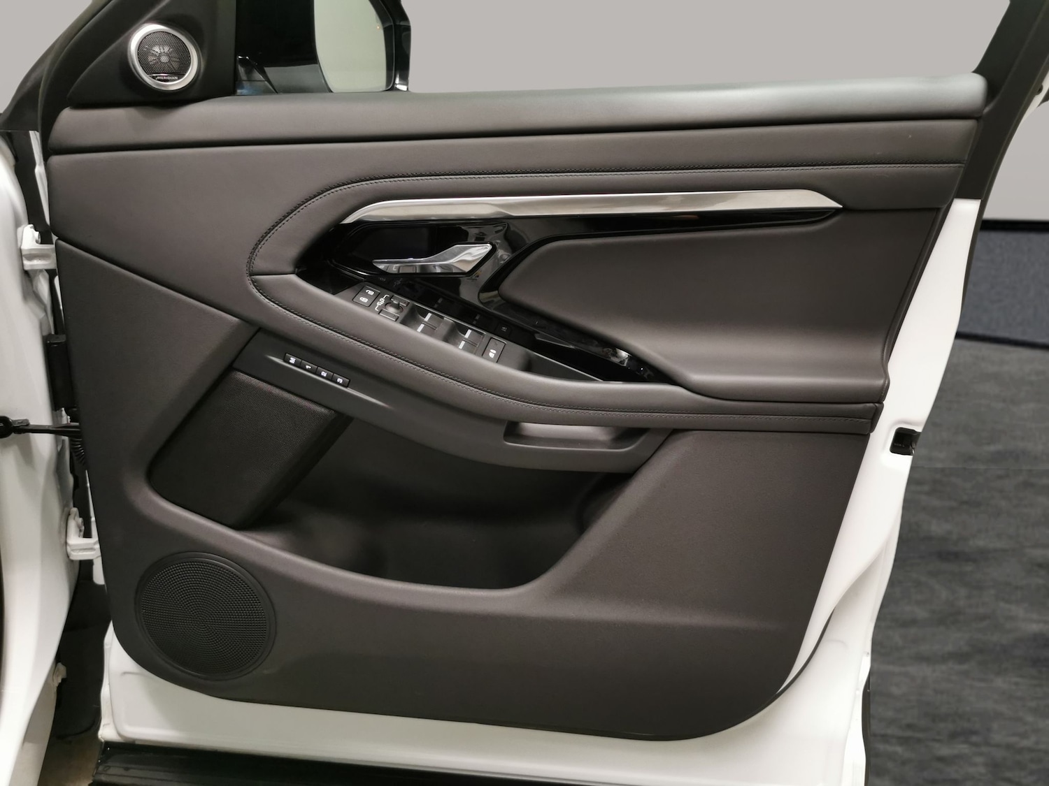 Used Land Rover Range Rover Evoque 2023 for sale - 76717867: Photo 35