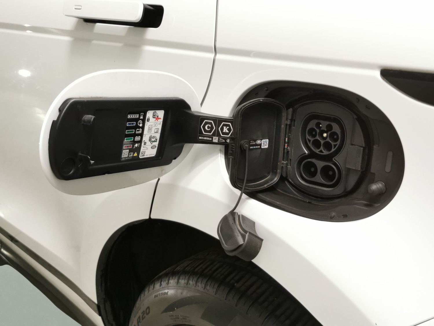 Used Land Rover Range Rover Evoque 2023 for sale - 76717867: Photo 36