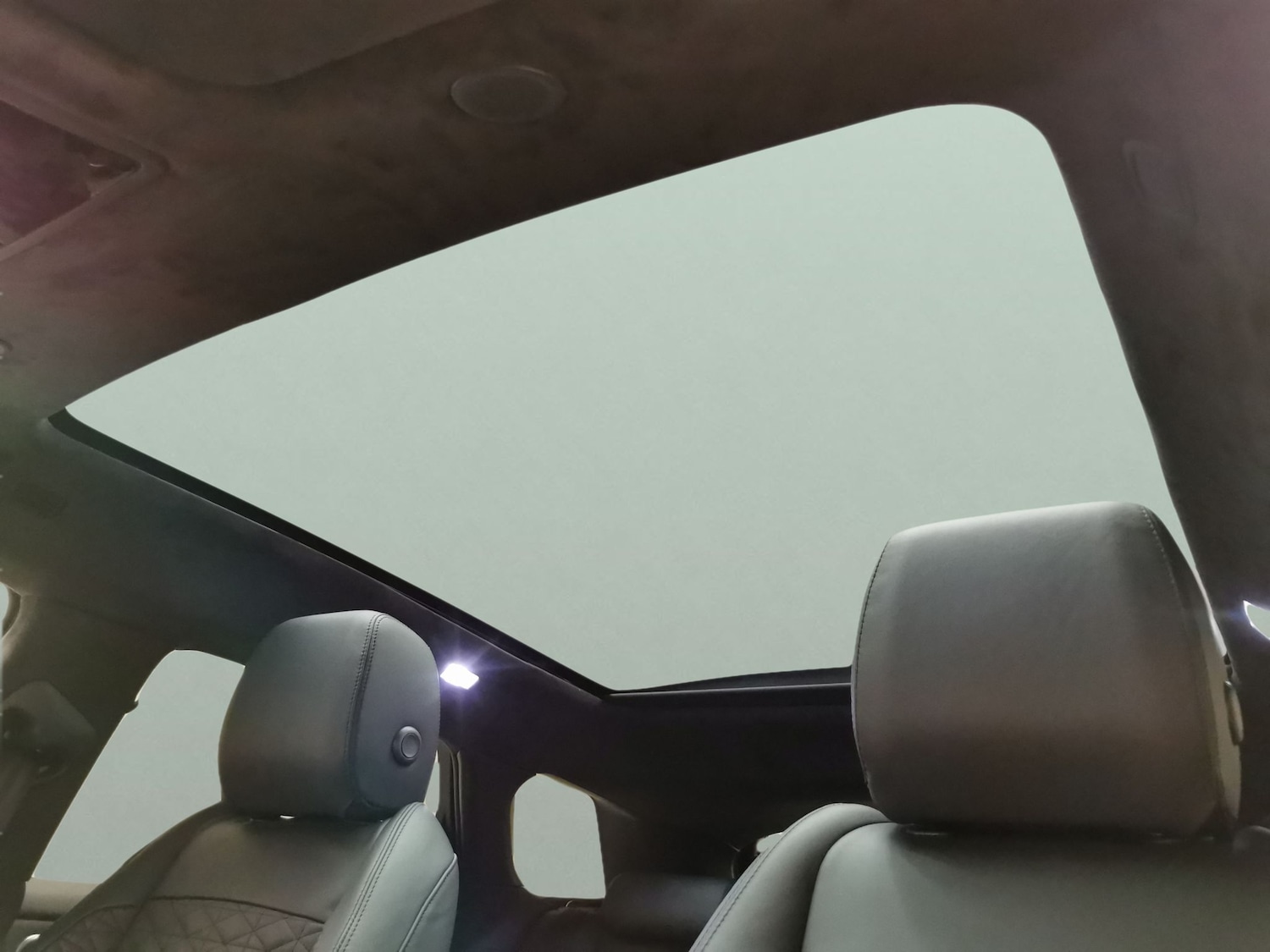 Used Land Rover Range Rover Evoque 2023 for sale - 76717867: Photo 5