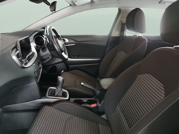 Used Kia Ceed undefined for sale - 77676001: Photo