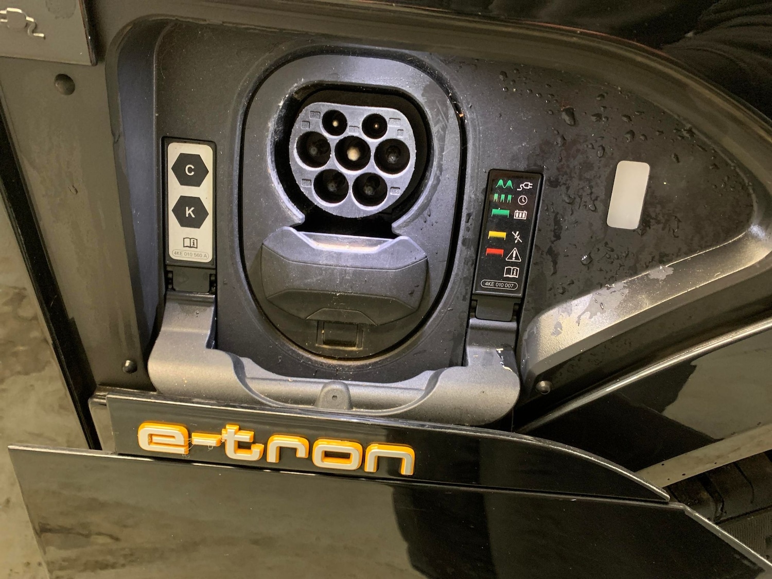 Used Audi e-tron 2022 for sale - 77160938: Photo 31