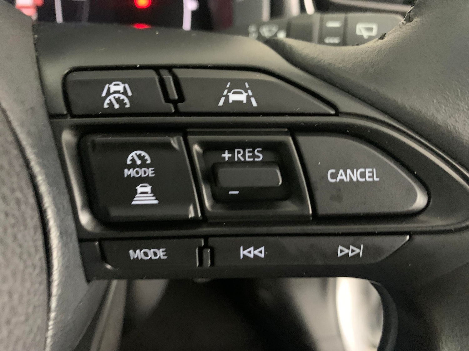 Used Toyota Yaris Cross 2024 for sale - 76447387: Photo 23