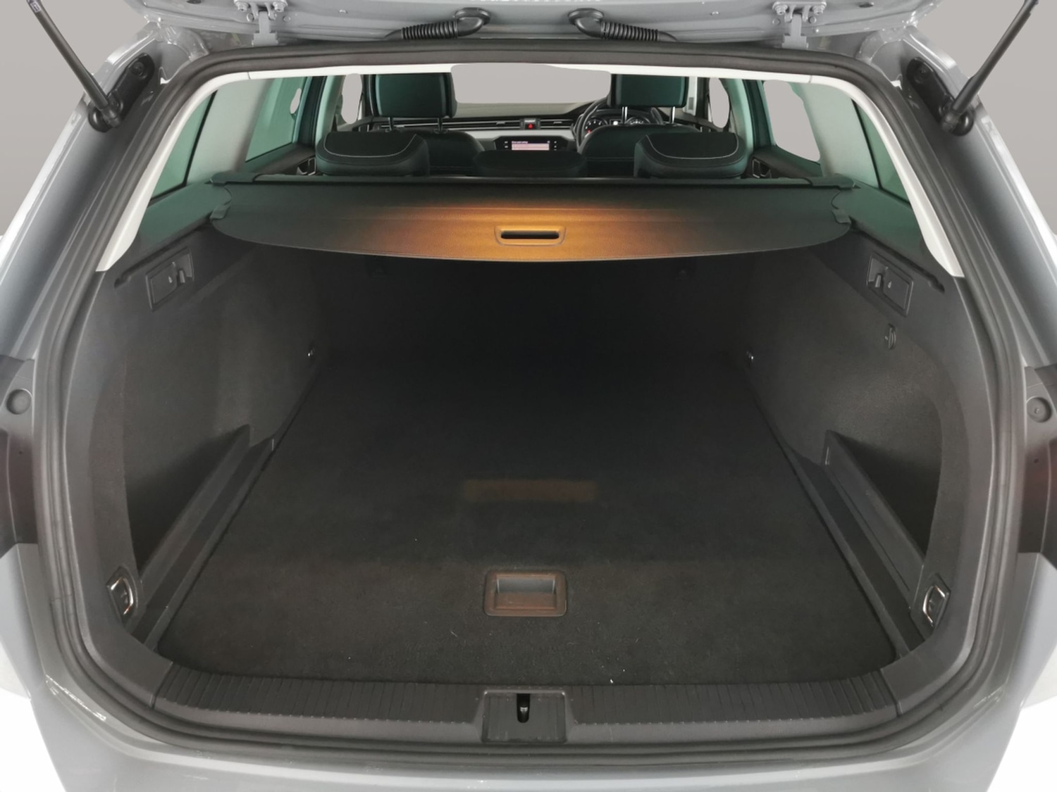 Used Volkswagen Passat 2022 for sale - 76475369: Photo 37