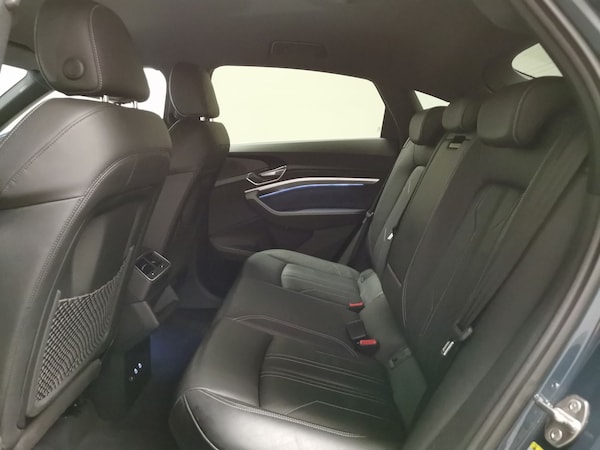 Used Audi e-tron 2022 for sale - 76230205: Photo 33
