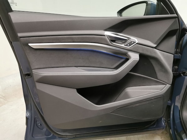Used Audi e-tron 2022 for sale - 76230205: Photo 34
