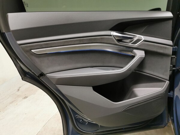 Used Audi e-tron 2022 for sale - 76230205: Photo 36