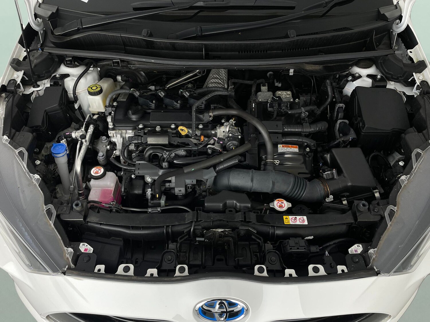 Used Toyota Yaris 2022 for sale - 77856062: Photo 38