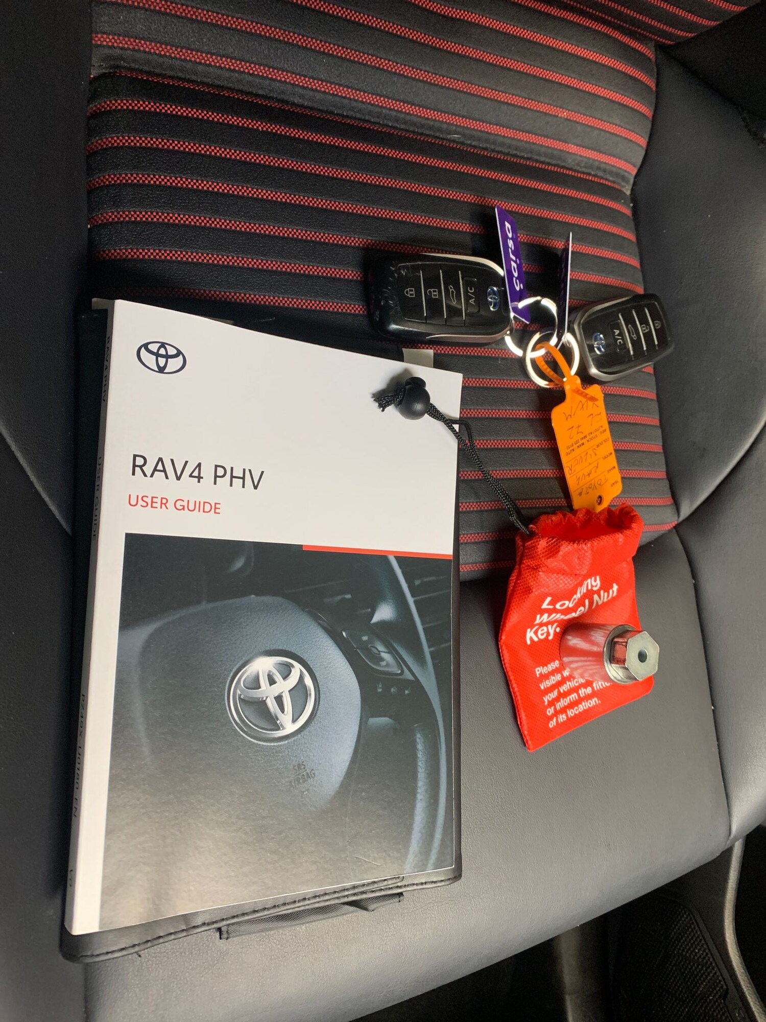 Used Toyota RAV4 2022 for sale - 77476778: Photo 29