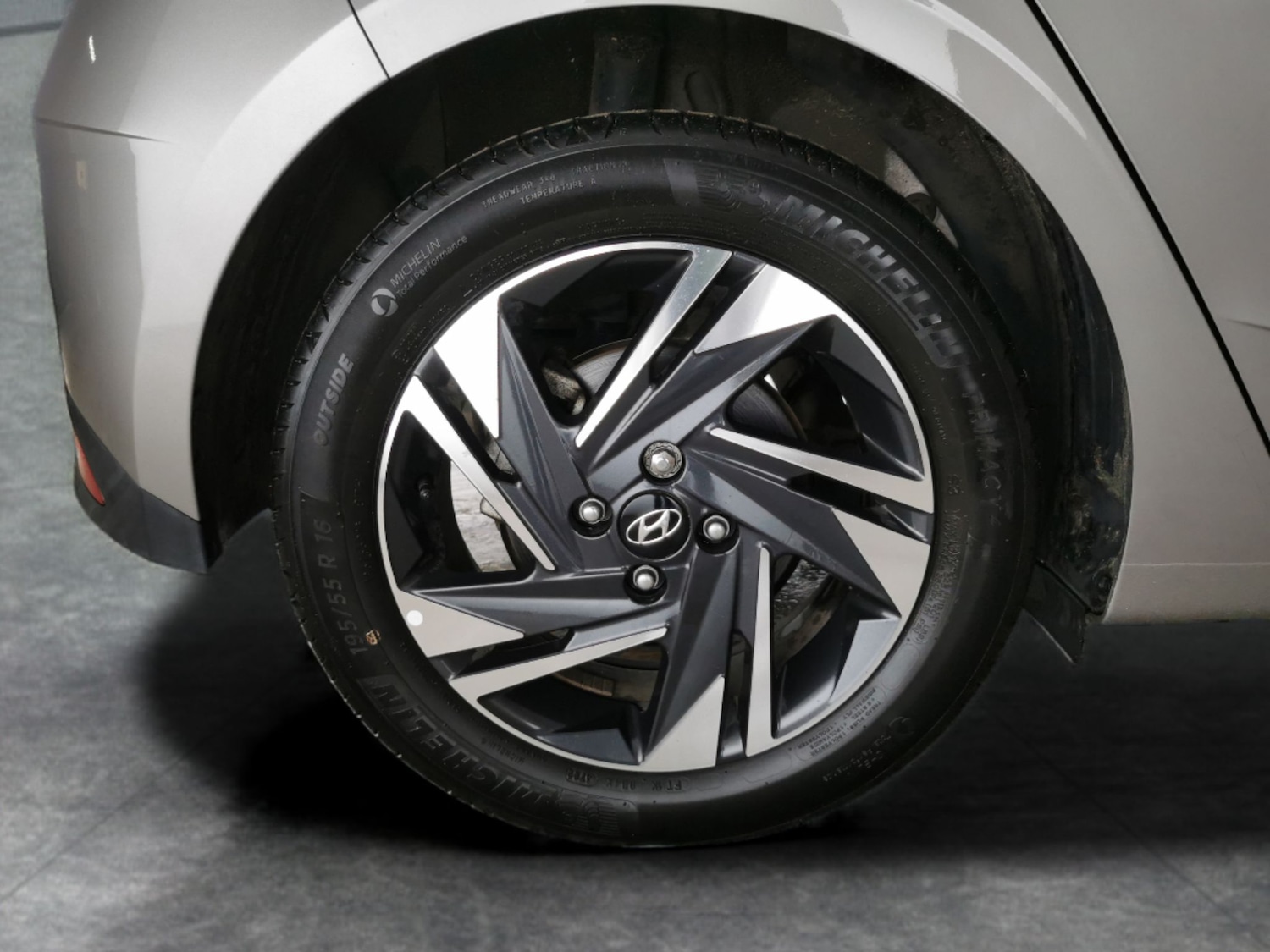 Used Hyundai i20 2023 for sale - 77198640: Photo 23