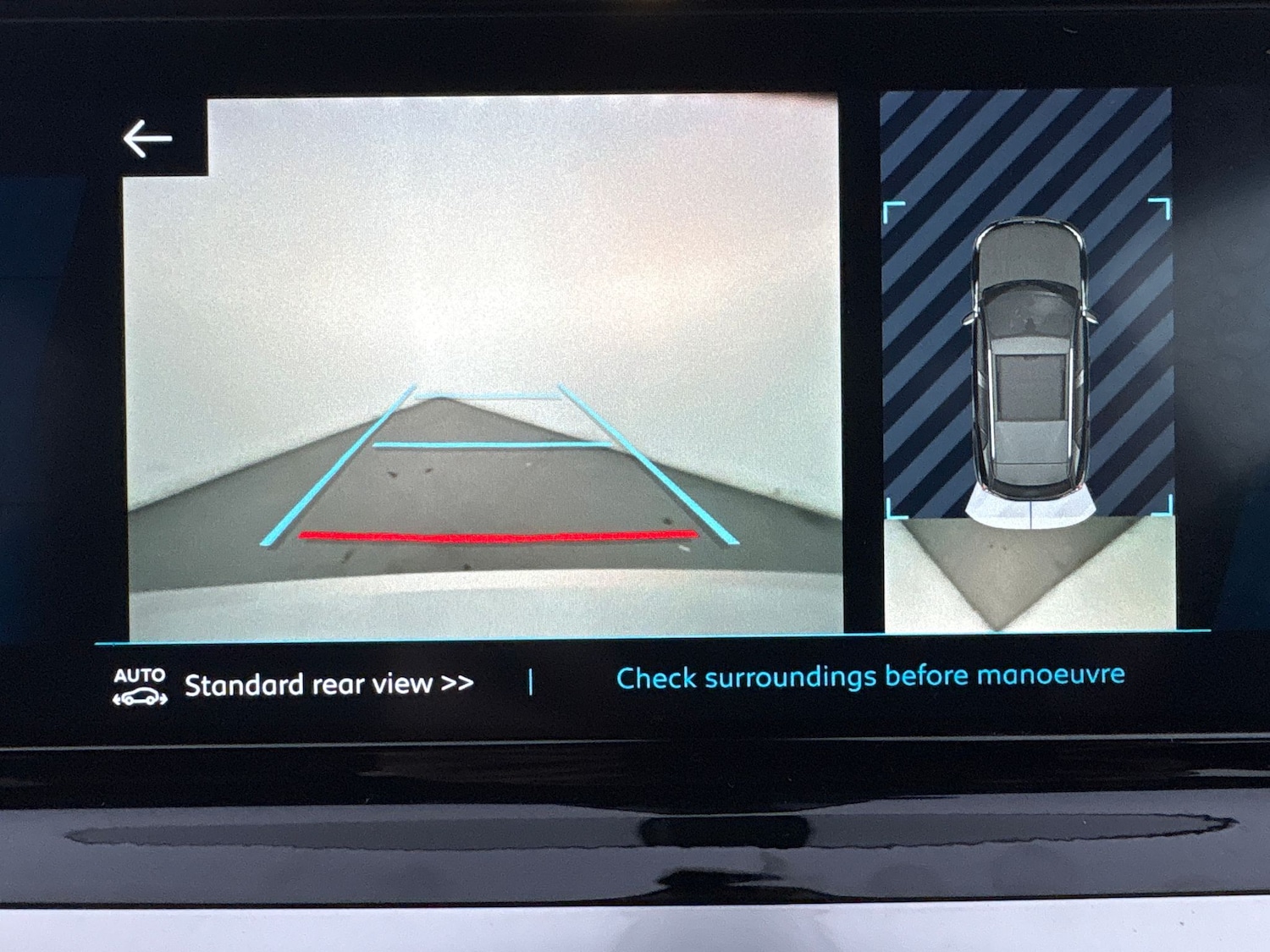 Used Peugeot E-2008 2022 for sale - 77180447: Photo 5