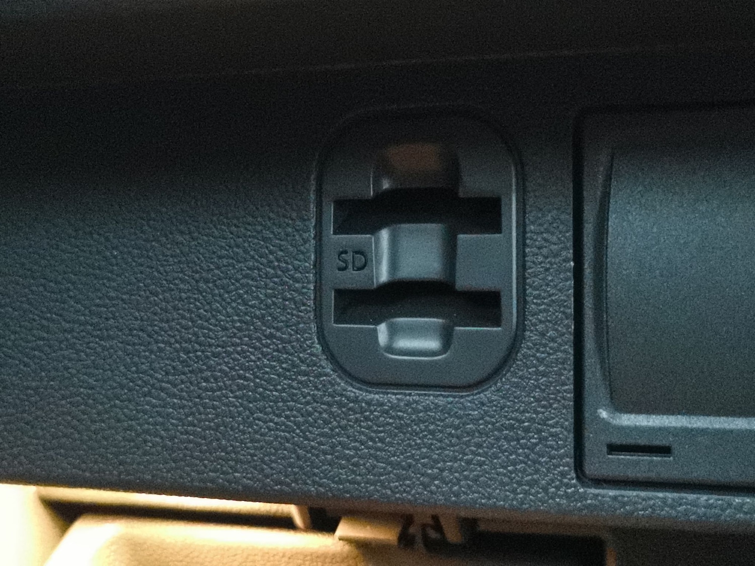 Used Volkswagen T-Roc 2022 for sale - 76351518: Photo 18