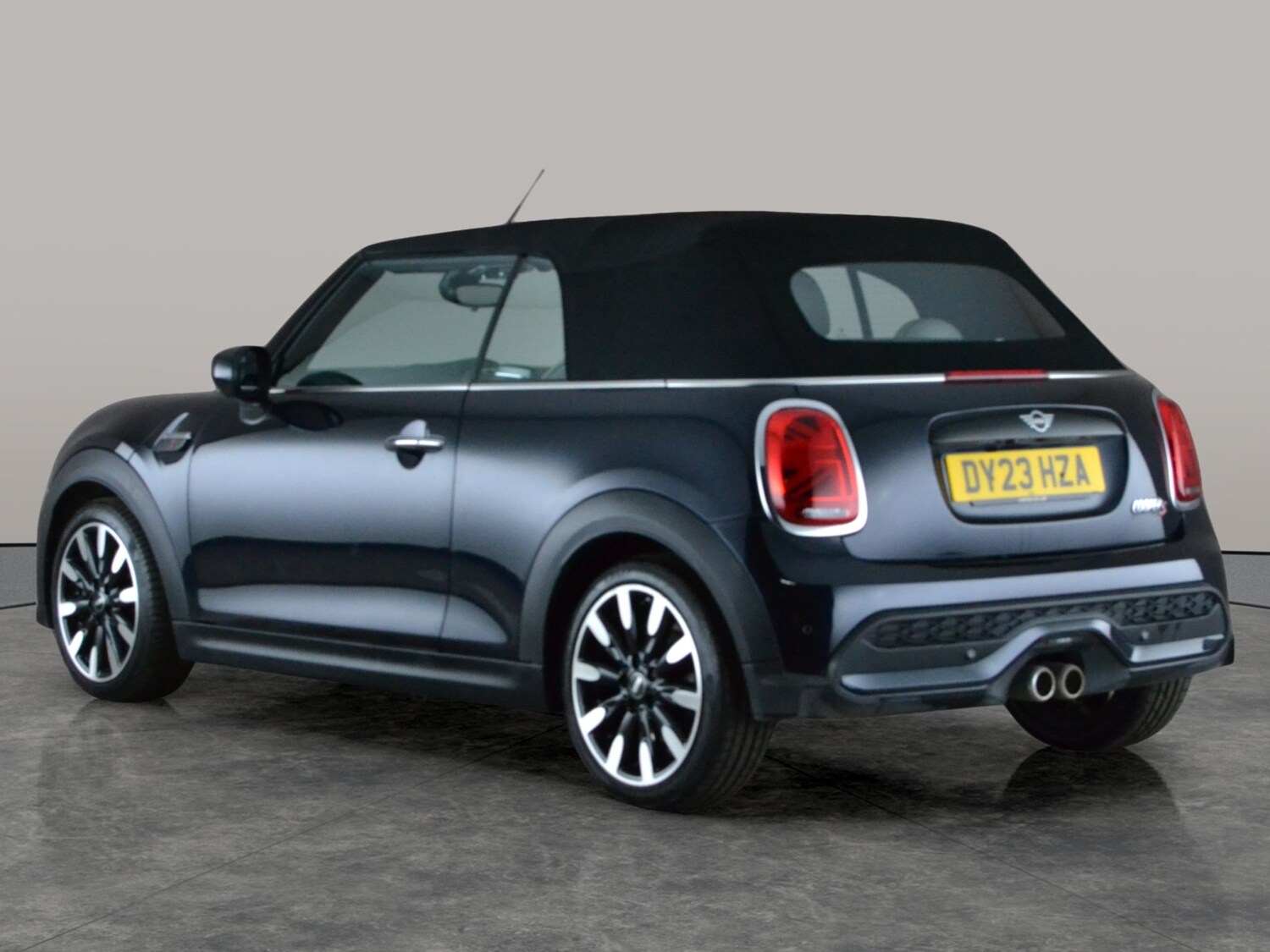 Used MINI Convertible 2023 for sale - 78123776: Photo 11