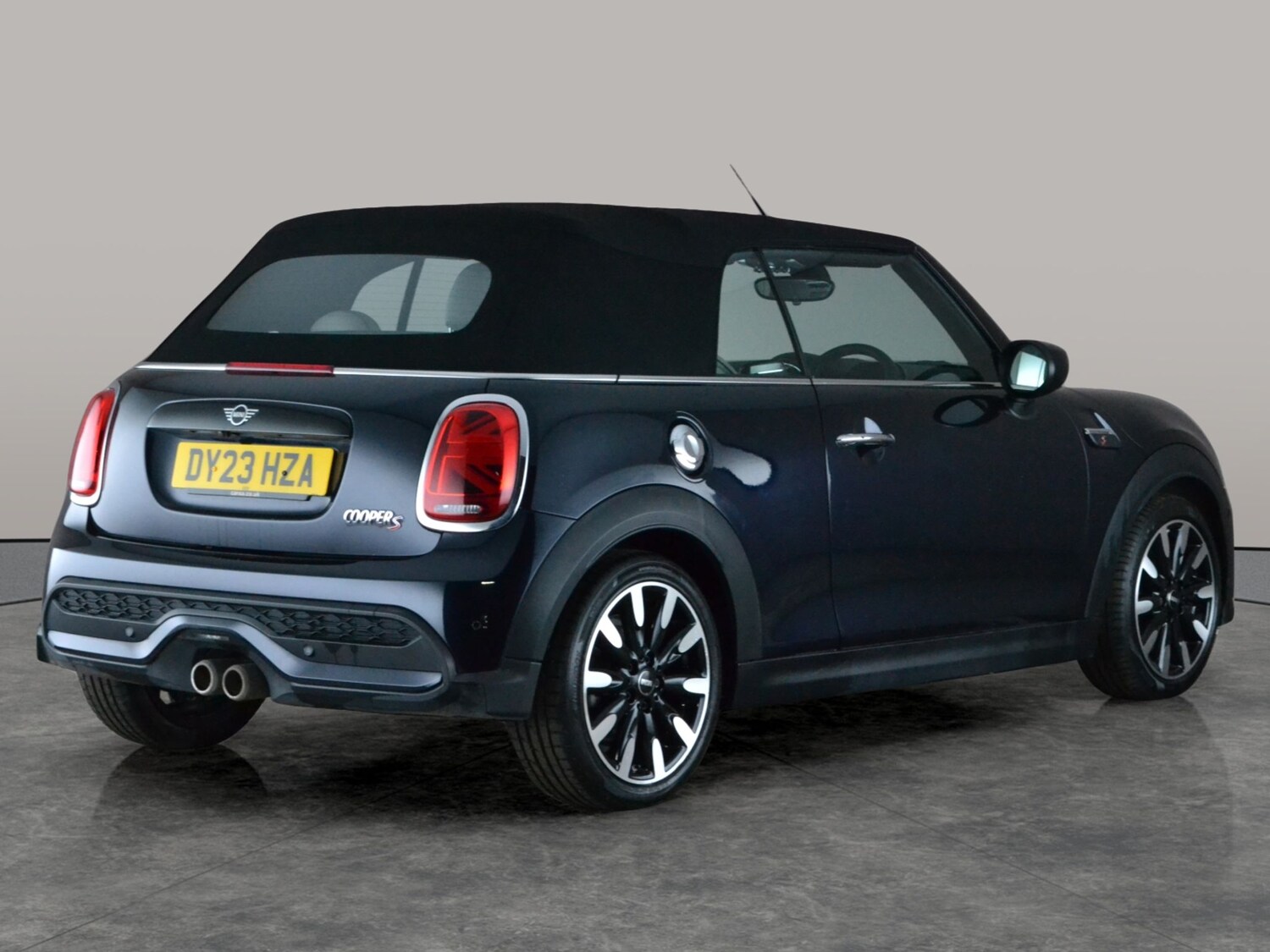 Used MINI Convertible 2023 for sale - 78123776: Photo 9