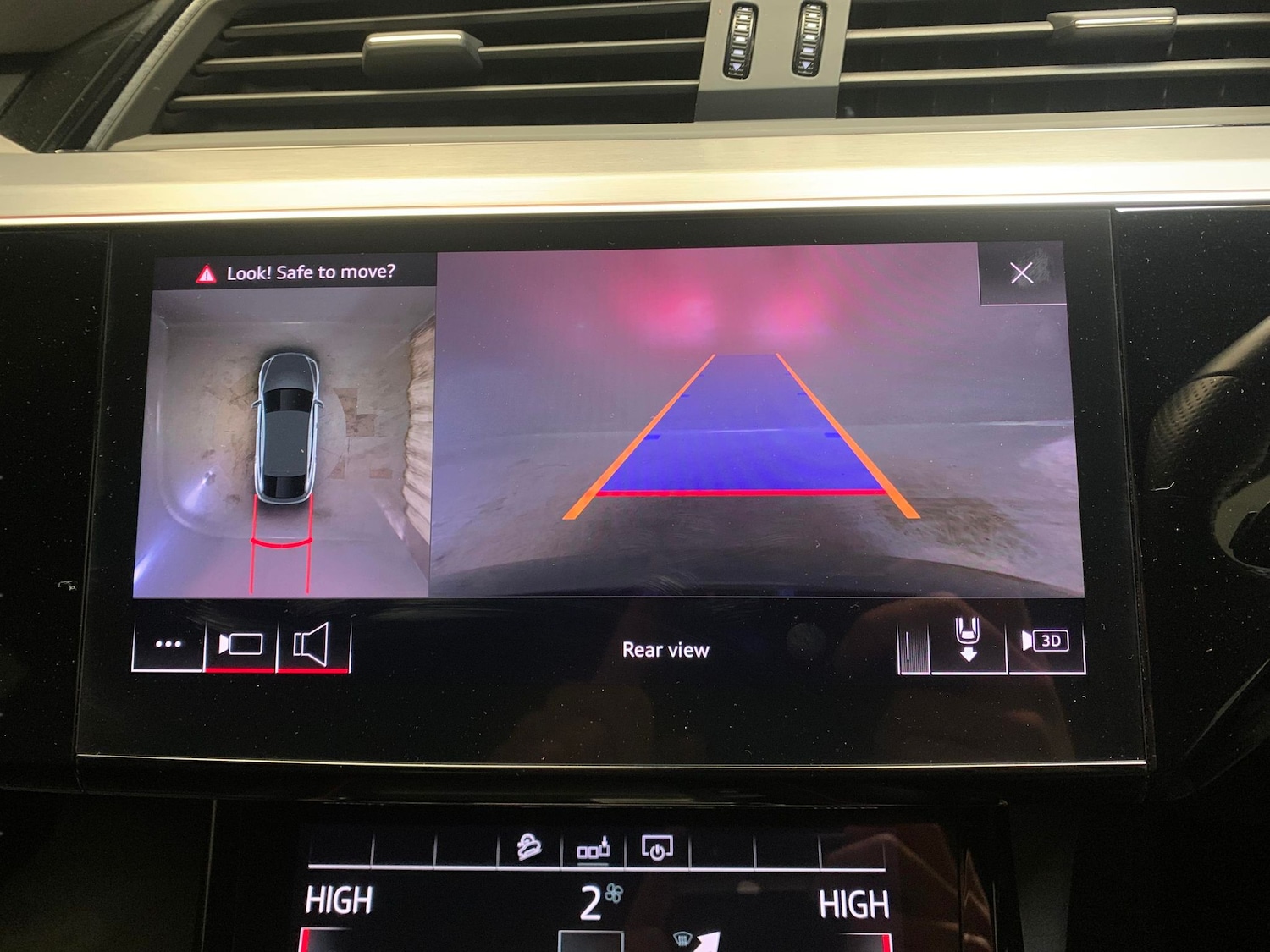 Used Audi e-tron 2020 for sale - 77159884: Photo 6