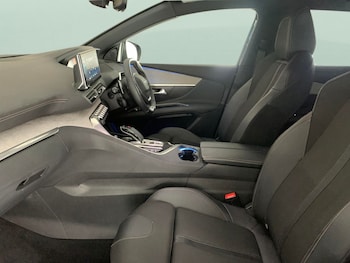 Used Peugeot 3008 2022 for sale - 75935933: Photo