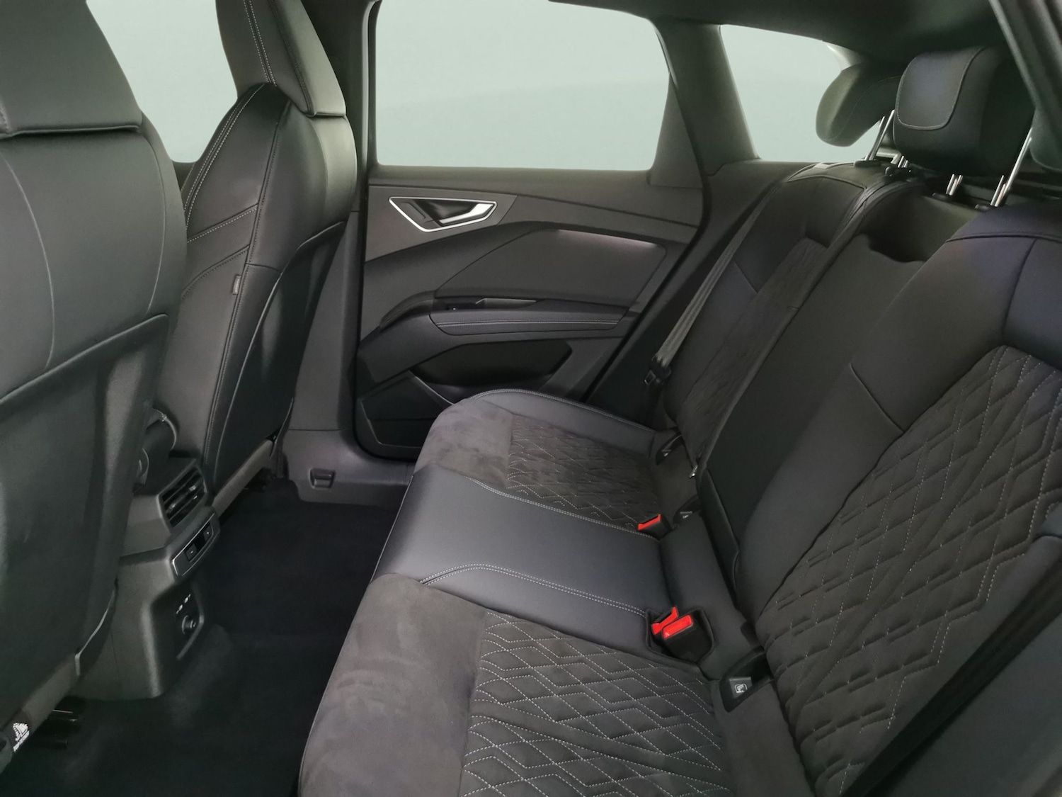 Used Audi Q4 e-tron 2022 for sale - 76375836: Photo 41