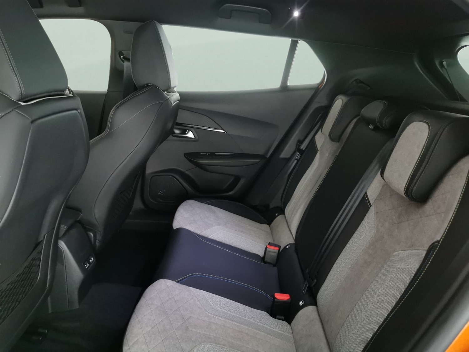 Used Peugeot 2008 2021 for sale - 77294952: Photo 29