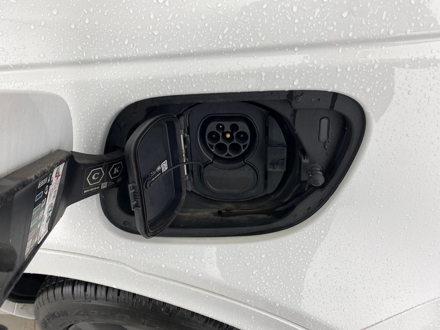 Used Land Rover Discovery Sport 2022 for sale - 77167423: Photo 26