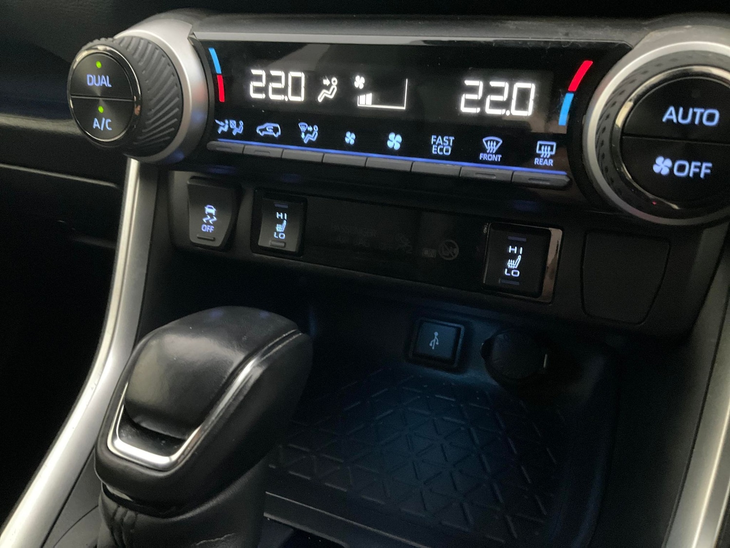 Used Toyota RAV4 2021 for sale - 76575508: Photo 24