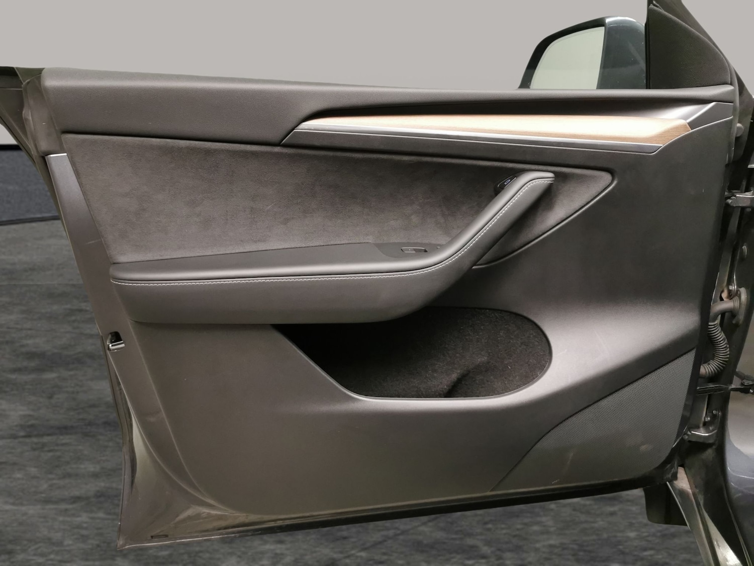 Used Tesla Model Y 2023 for sale - 76626200: Photo 27