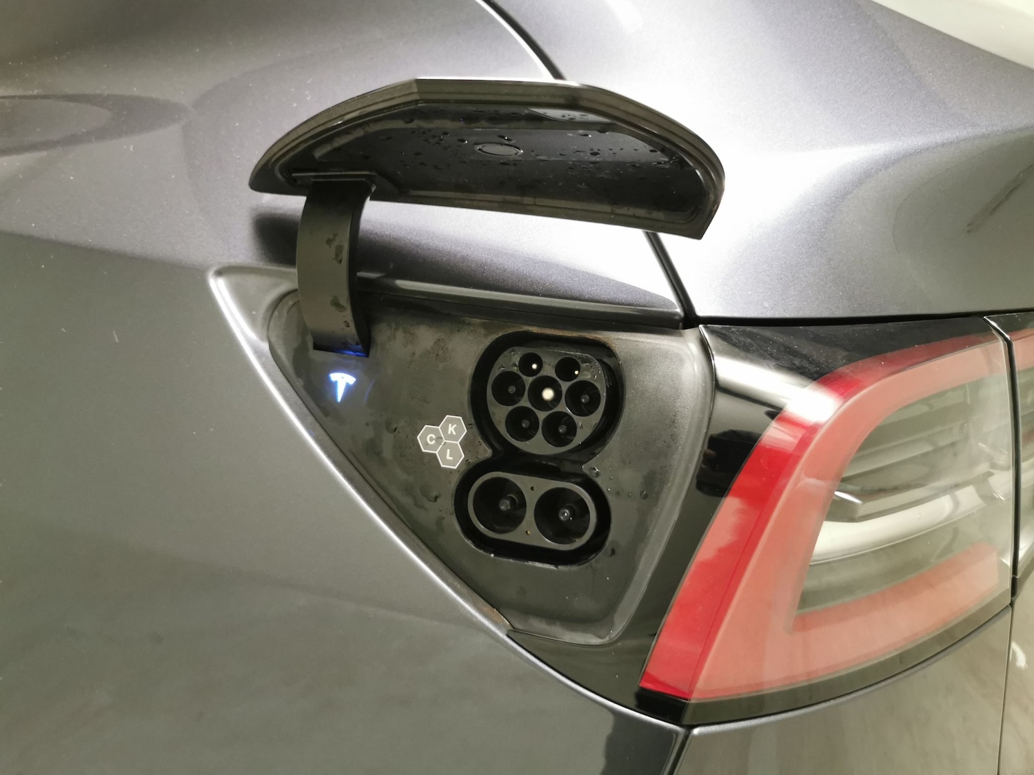 Used Tesla Model Y 2023 for sale - 76626200: Photo 31