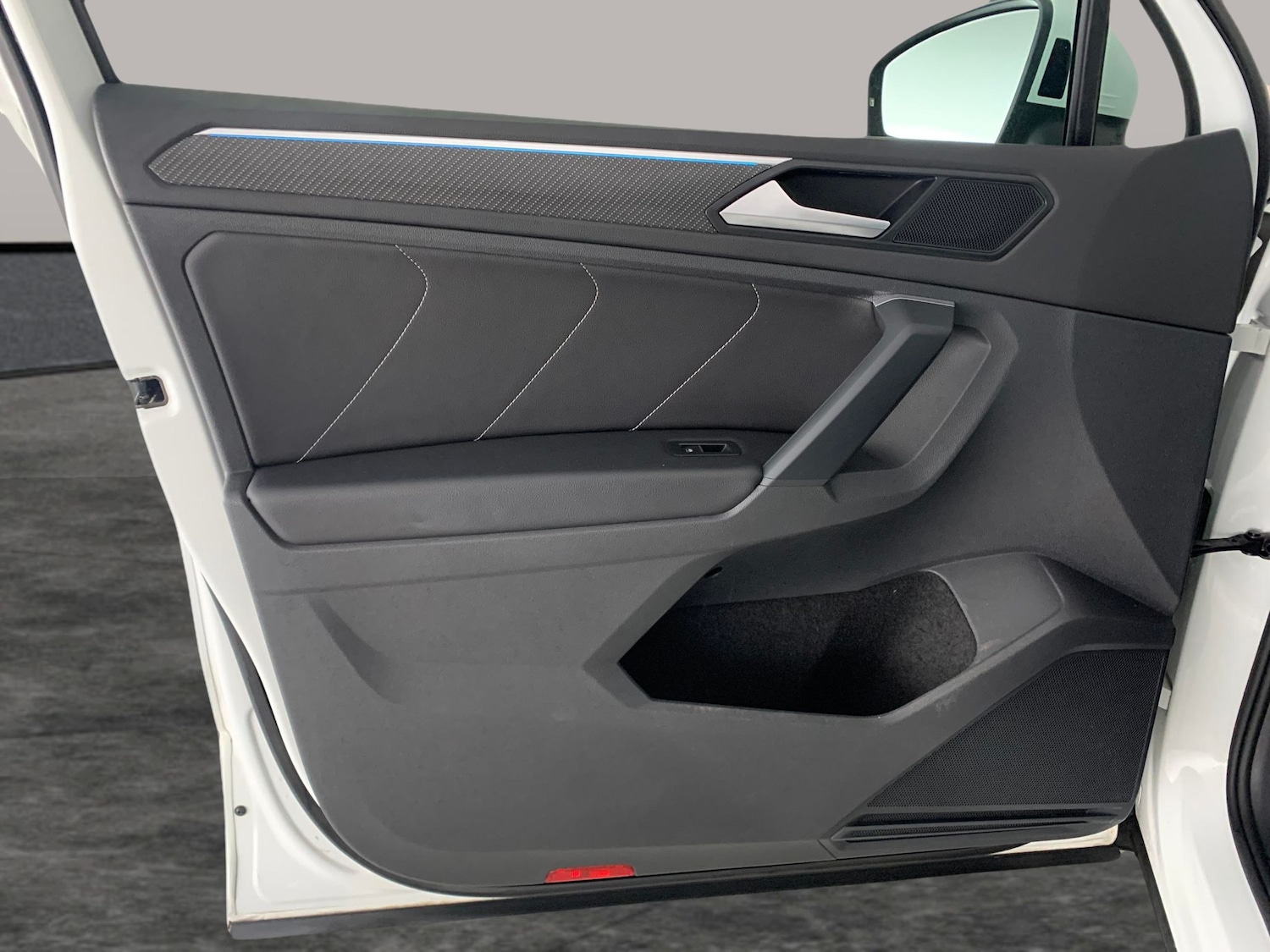 Used Volkswagen Tiguan 2023 for sale - 77018627: Photo 27