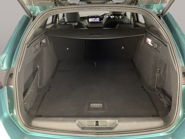 Used Peugeot 308 SW 2022 for sale - 76240928: Photo 46