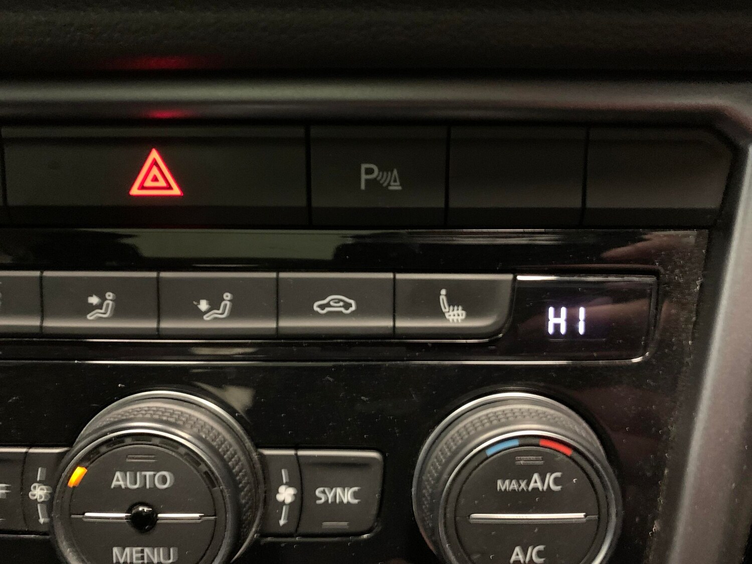 Used Volkswagen T-Roc 2022 for sale - 77791421: Photo 18