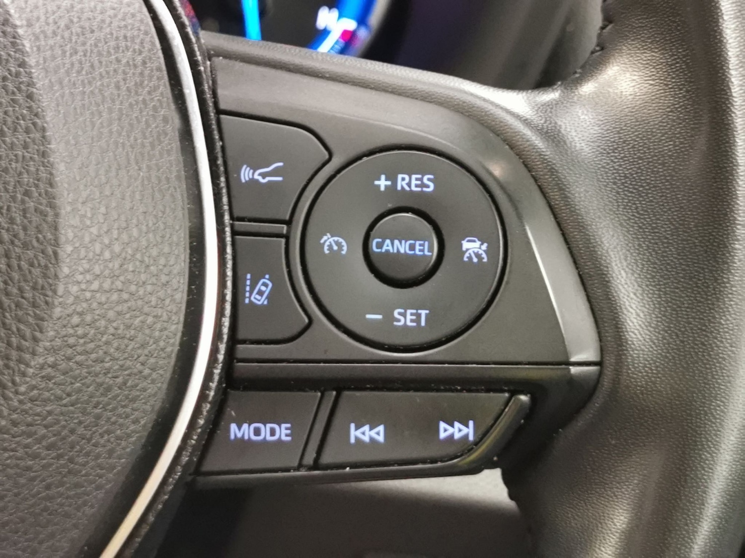 Used Toyota RAV4 2021 for sale - 76439709: Photo 24