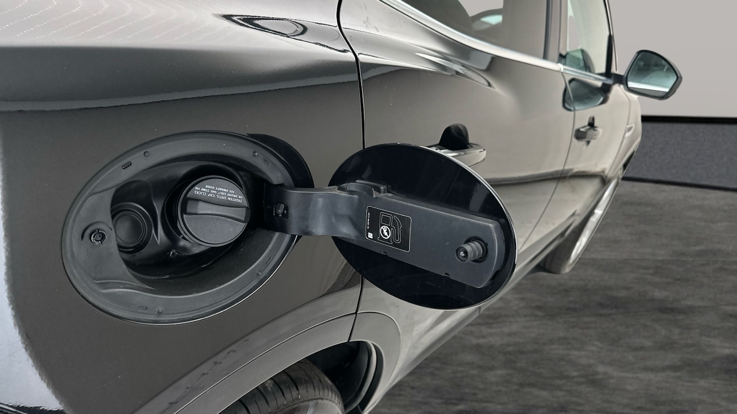 Used Jaguar E-Pace 2018 for sale - 77607310: Photo 12