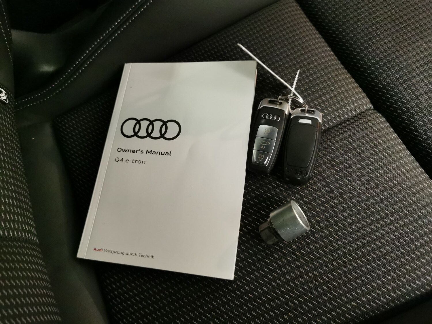 Used Audi Q4 e-tron 2023 for sale - 77740411: Photo 30