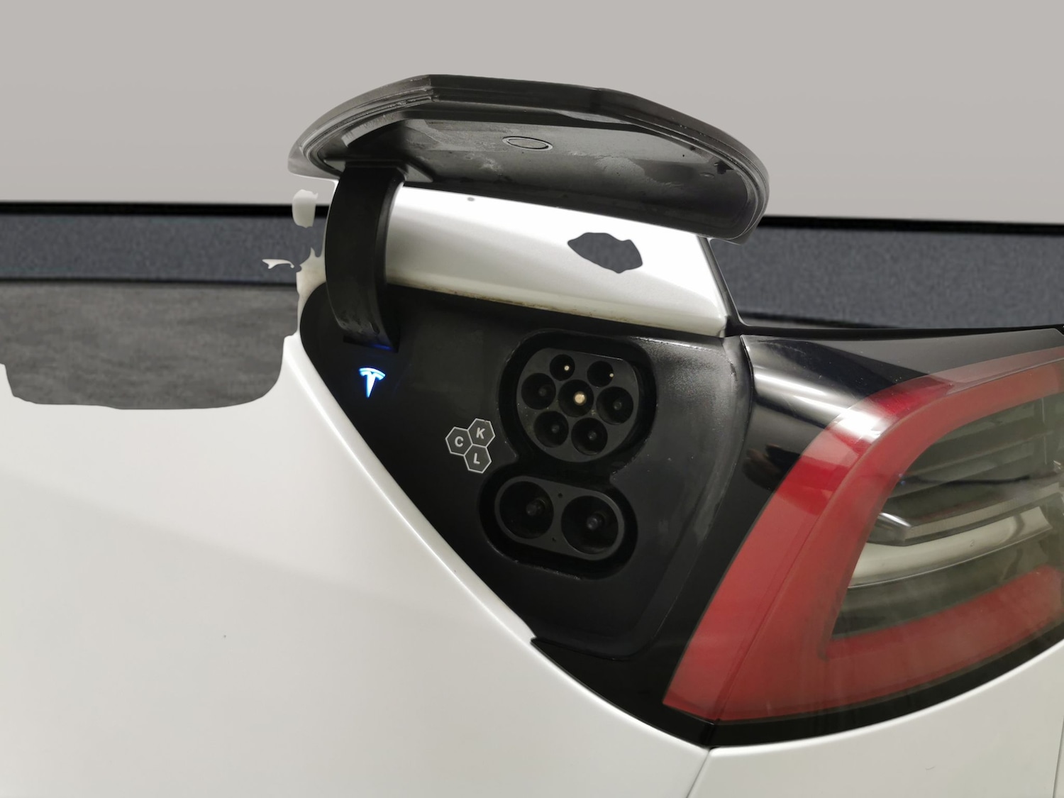 Used Tesla Model Y 2023 for sale - 76736289: Photo 31