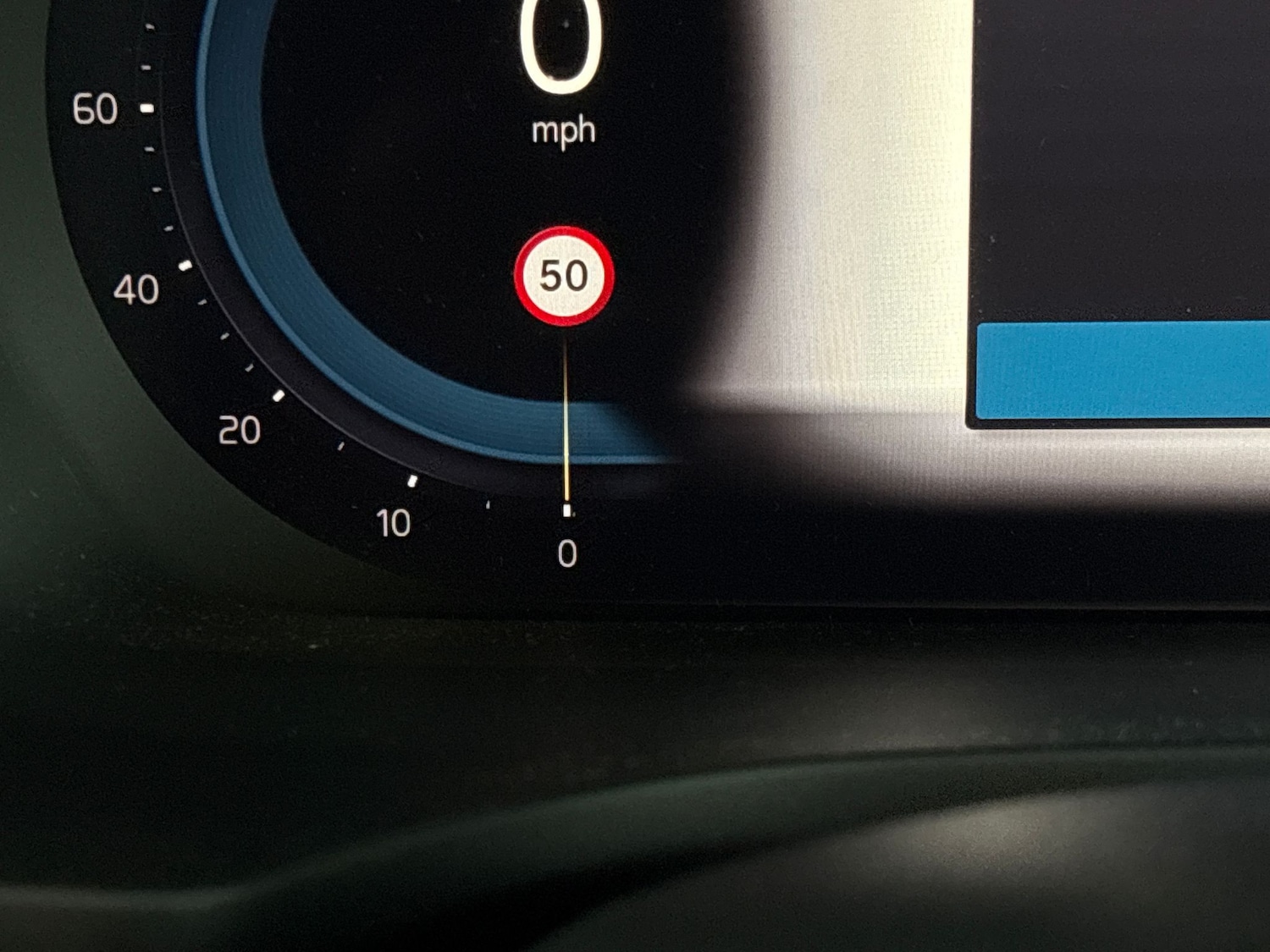 Used Volvo V60 2022 for sale - 77235810: Photo 17