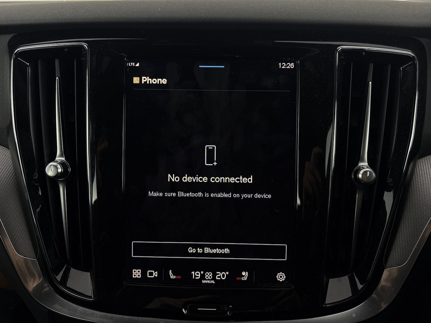 Used Volvo V60 2022 for sale - 77235810: Photo 23