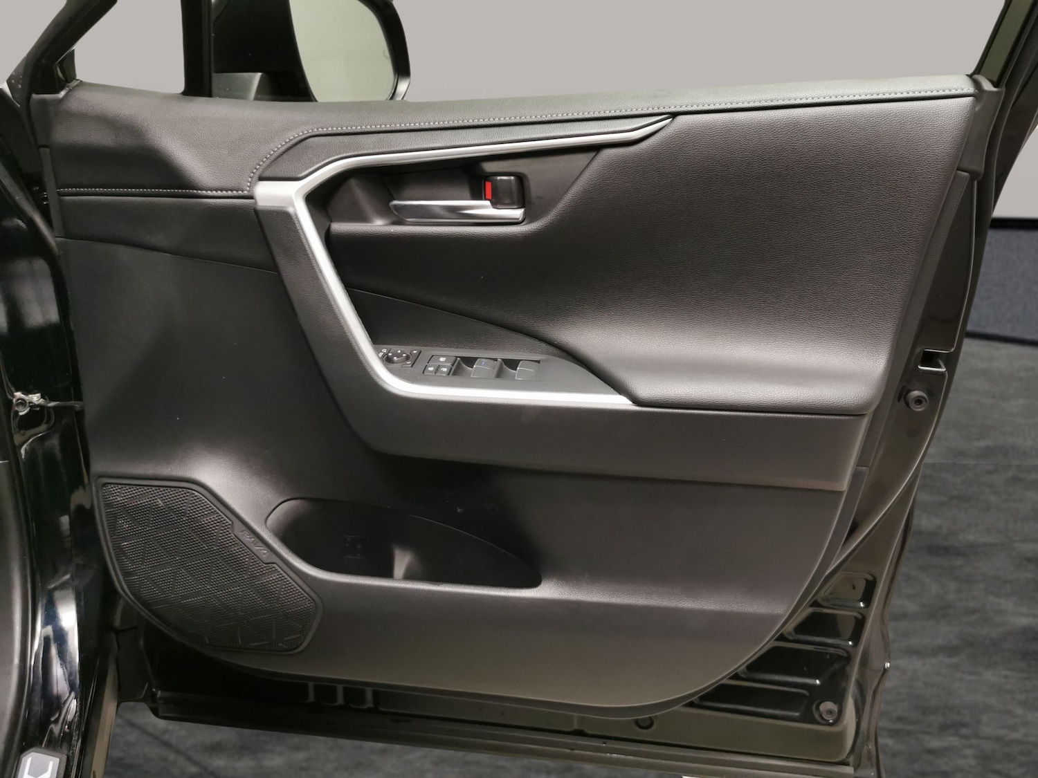 Used Toyota RAV4 2021 for sale - 76594830: Photo 32