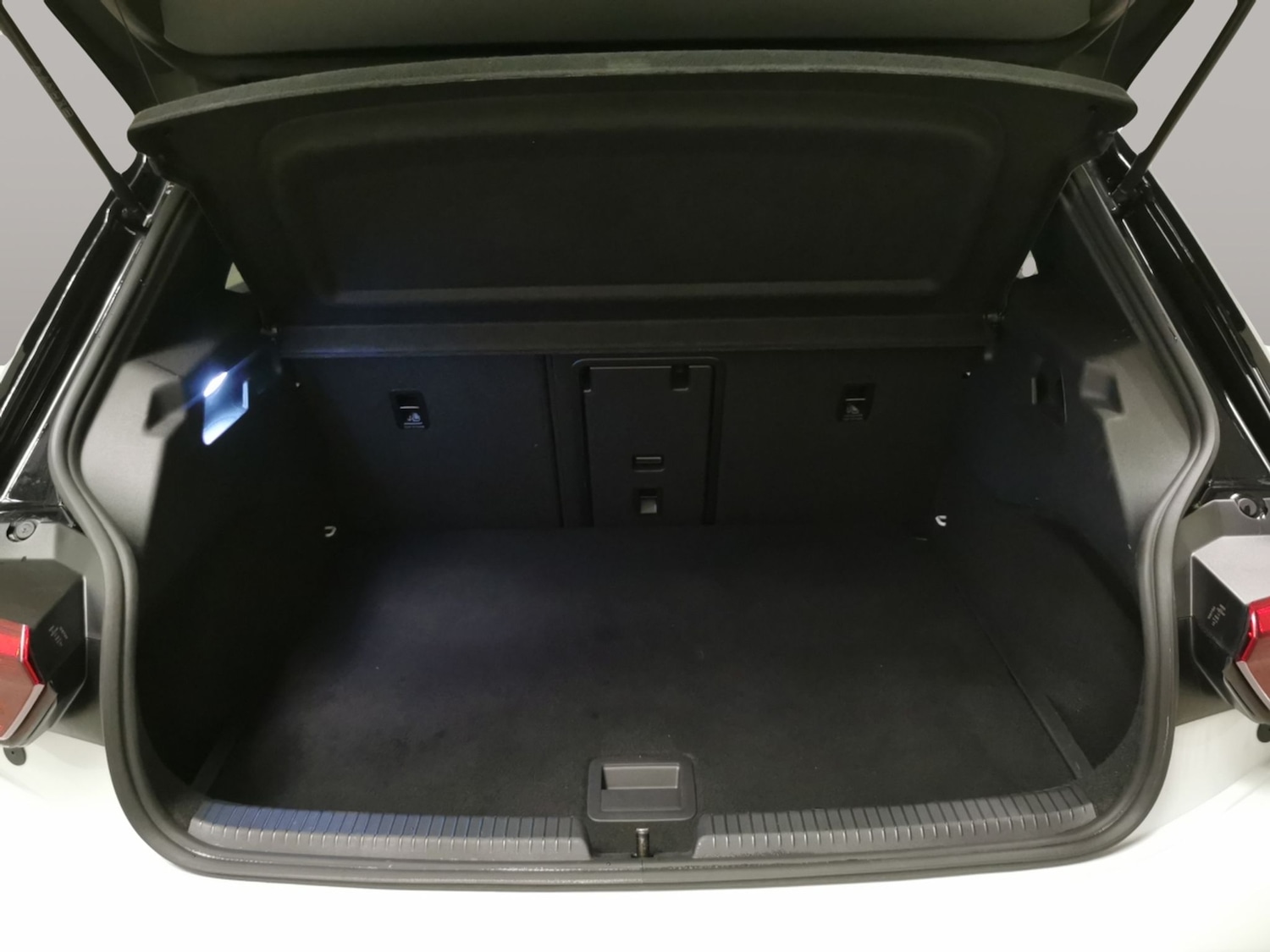 Used Volkswagen ID.3 2023 for sale - 78103982: Photo 31