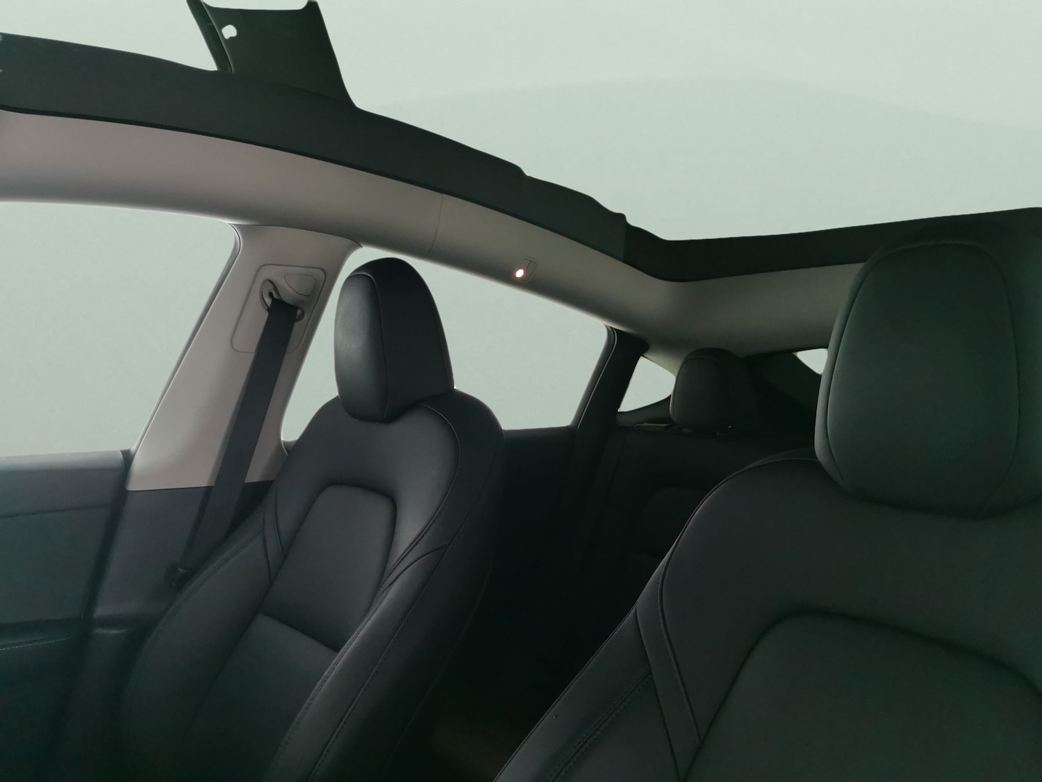 Used Tesla Model Y 2024 for sale - 77286080: Photo 5